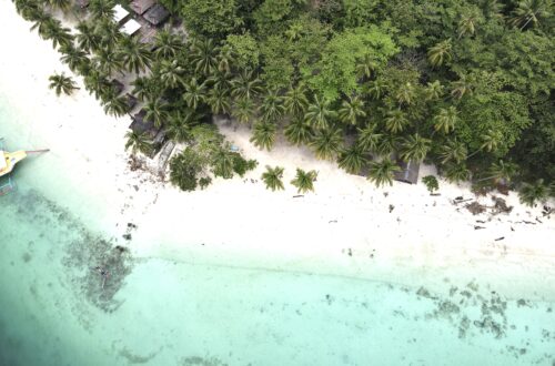 Davao shore Phlippines Travel Guide